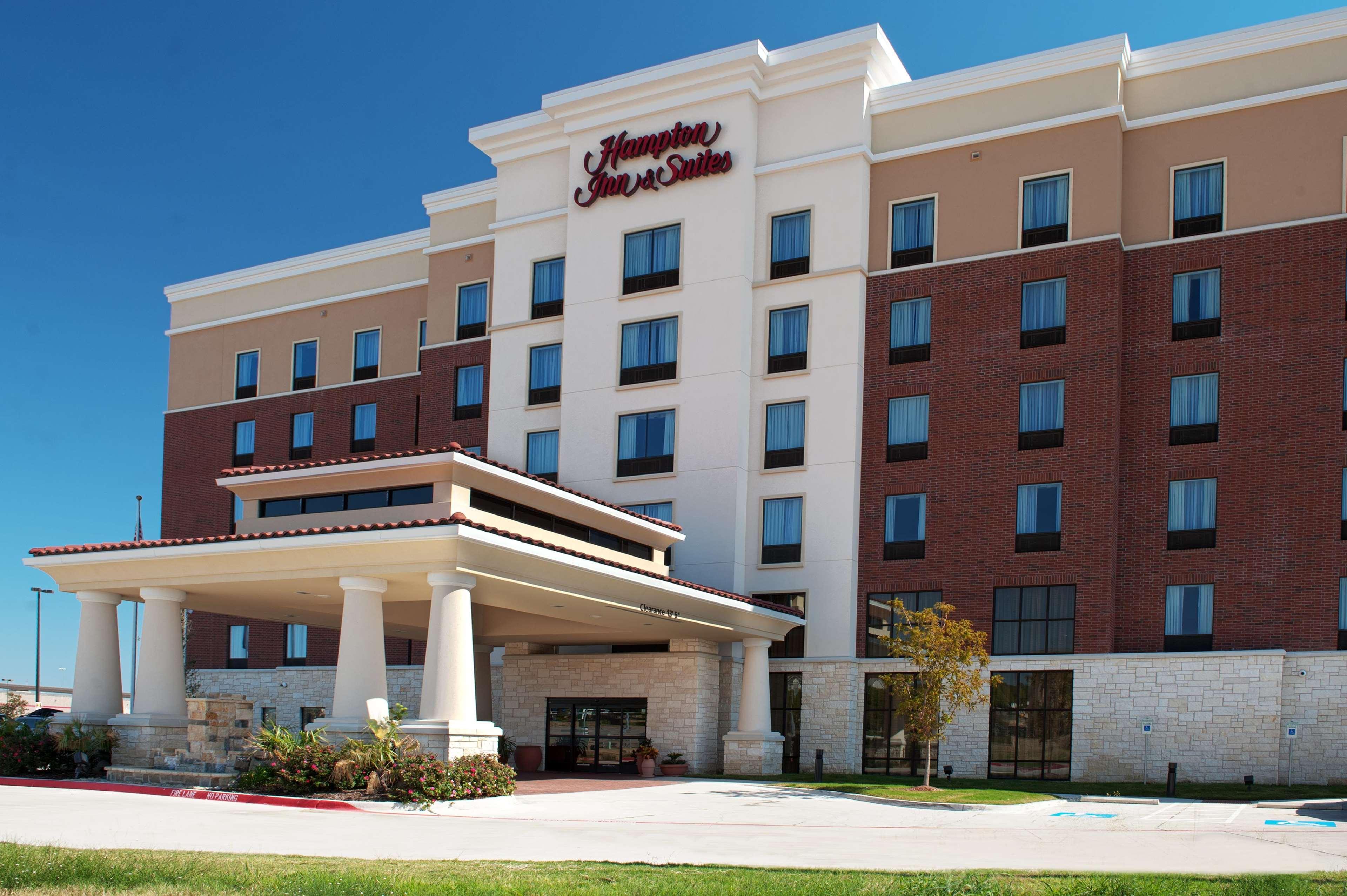 Hampton Inn And Suites Dallas/Lewisville-Vista Ridge Mall Exterior foto